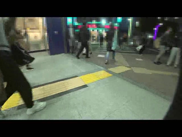 家出美少女。保護連れ込みわいせつ映像_01