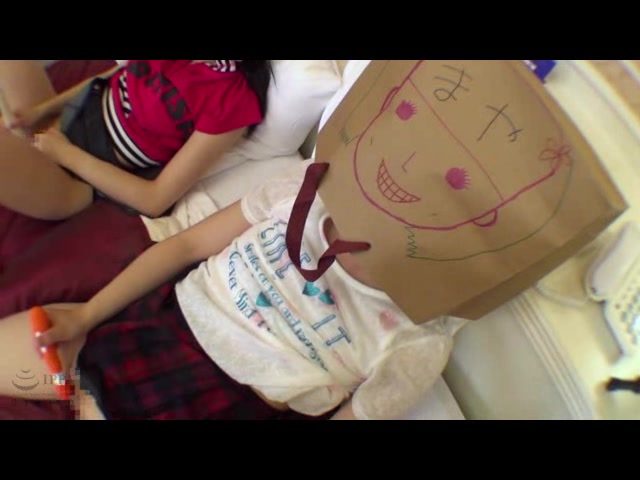 体を売るロ●ータ美少女映像集 4時間_01